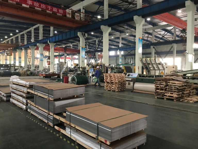 Warehouse placement of stainless steel plates